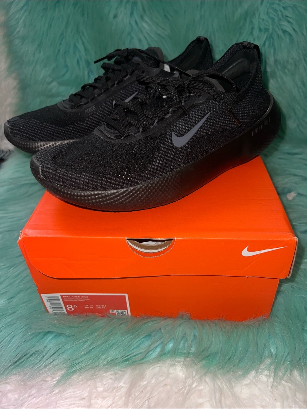 Nike Free 2025
Men's Workout Shoes size 8.5